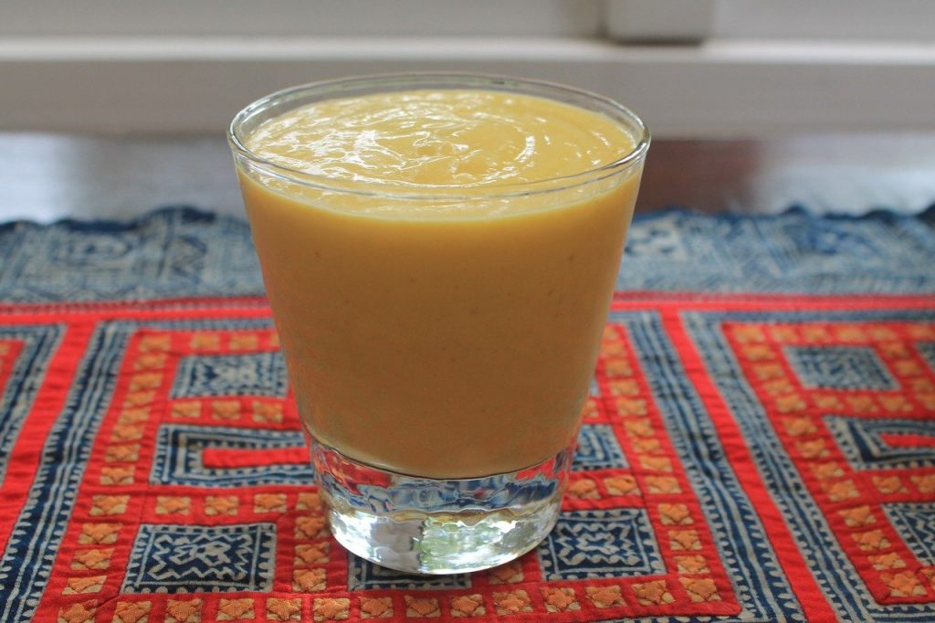 5-Ingredient Tropical Smoothie Recipe